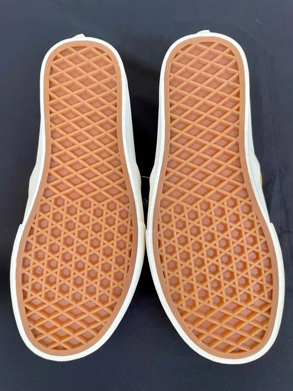 Vans x Leila Hurst Slip-On SF Abstract‎ Leaf Sneakers - Size 5